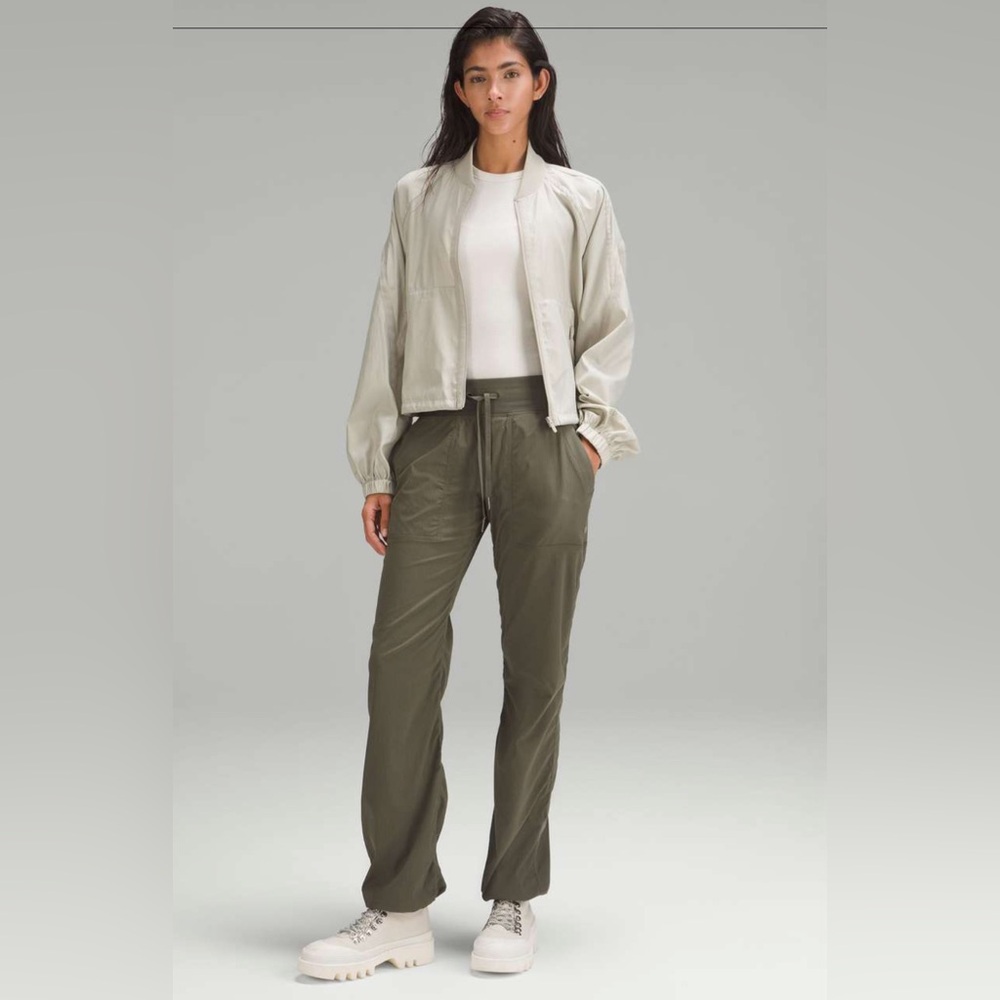 (220.) Lululemon Dance Studio Mid-Rise Pant *Full Length